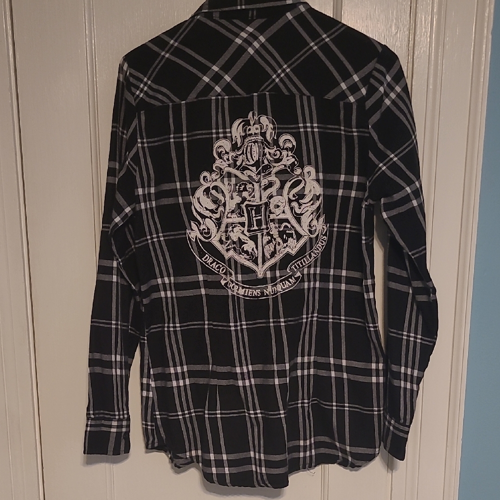 Harry Potter Black Flannel Hot Topic Exclusive Size L